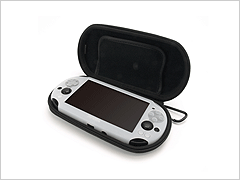 ゲームテック製PS Vita用アクセサリとの併用も可能！